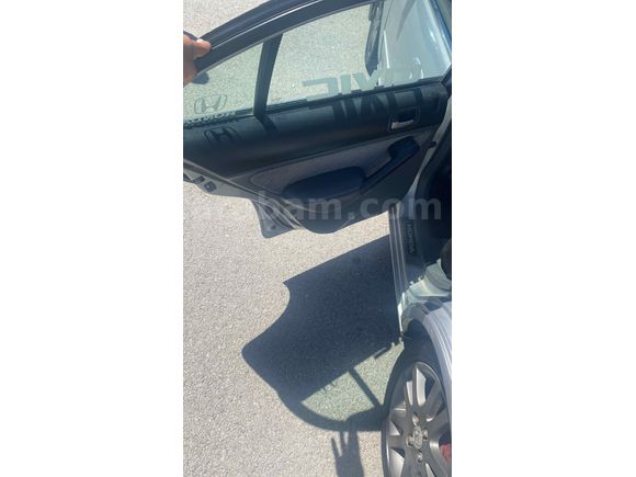 Sahibinden Honda Civic 1.6i VTEC LS 2002 Model 