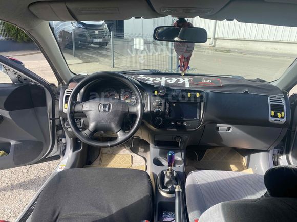 Sahibinden Honda Civic 1.6i VTEC LS 2002 Model 
TEK DEĞİŞEN 
