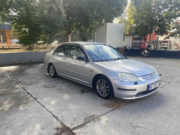 Sahibinden Honda Civic 1.6i VTEC LS 2002 Model 
TEK DEĞİŞEN 
