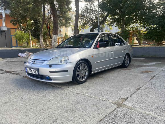 Sahibinden Honda Civic 1.6i VTEC LS 2002 Model 
TEK DEĞİŞEN 
