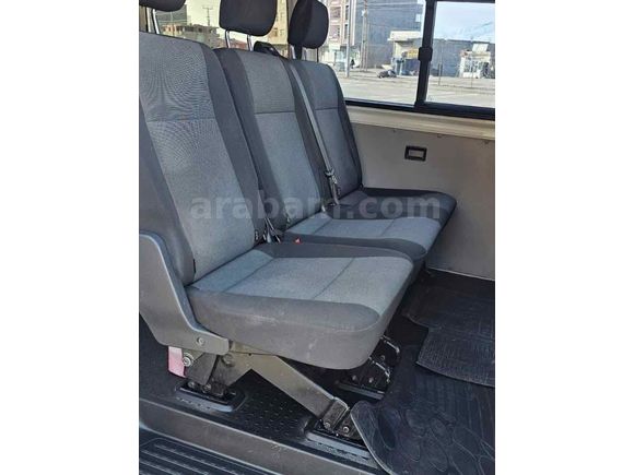 Sahibinden Volkswagen Transporter 2.0 TDI Panelvan 2017 Model  208.000 km Beyaz