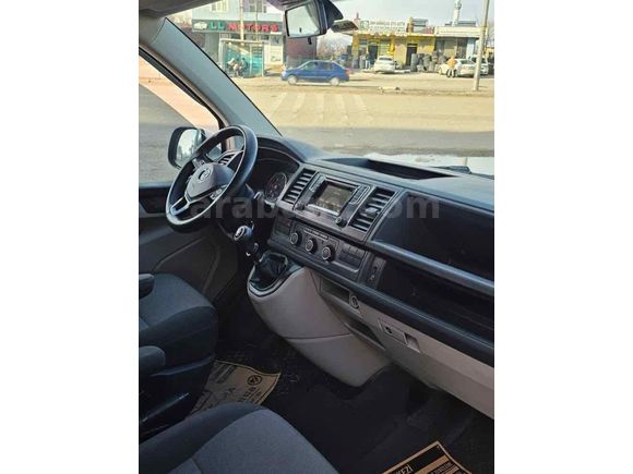 Sahibinden Volkswagen Transporter 2.0 TDI Panelvan 2017 Model  208.000 km Beyaz