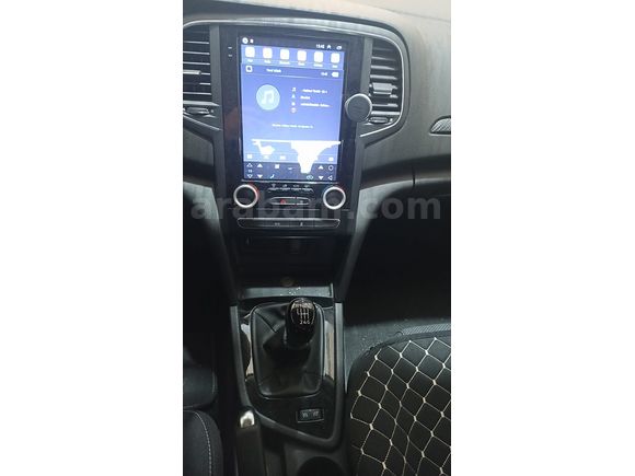 Sahibinden Renault Megane 1.3 TCe Joy 2020 Model 