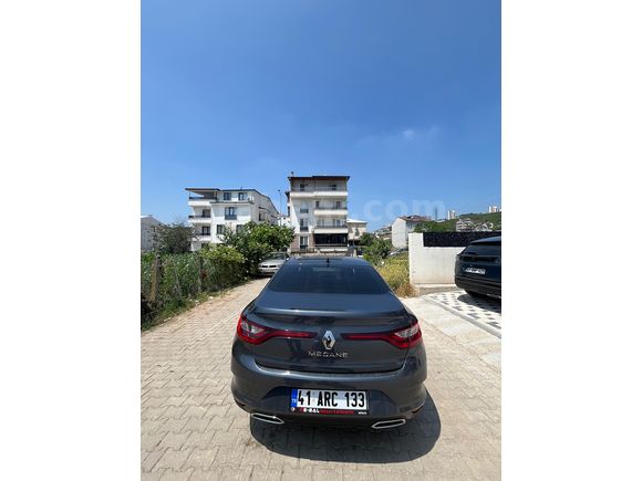 Sahibinden Renault Megane 1.3 TCe Touch 2023 Model 