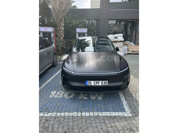 Sahibinden Tesla Model Y Premium Juniper SR. 2025 Model 