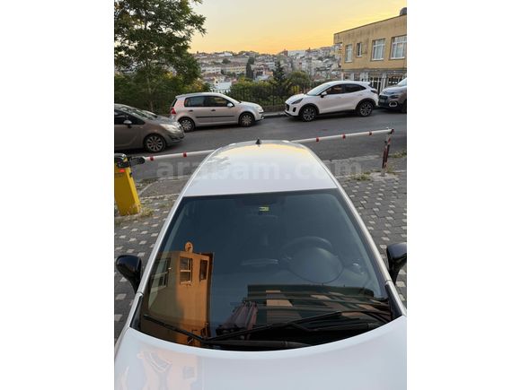 Sahibinden Renault Clio 1.5 dCi Touch 2014 Model  170.000 km Beyaz