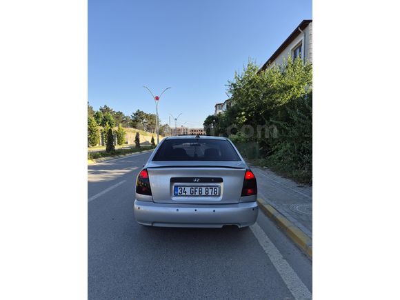 Sahibinden Hyundai Accent 1.3 LX 2001 Model