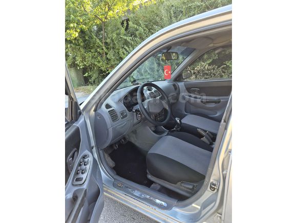 Sahibinden Hyundai Accent 1.3 LX 2001 Model