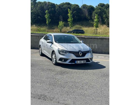 Sahibinden Renault Megane 1.5 Blue DCI Touch 2019 Model  135.000 km Gri (Gümüş)