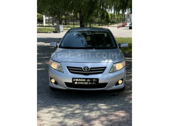 DEMİR AUTO’DAN PIRIL PIRIL TOYOTA COROLLA 1.4 D-4