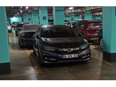 Sahibinden Honda Civic 1.6i VTEC Elegance 2020 Model  89.000 km Füme