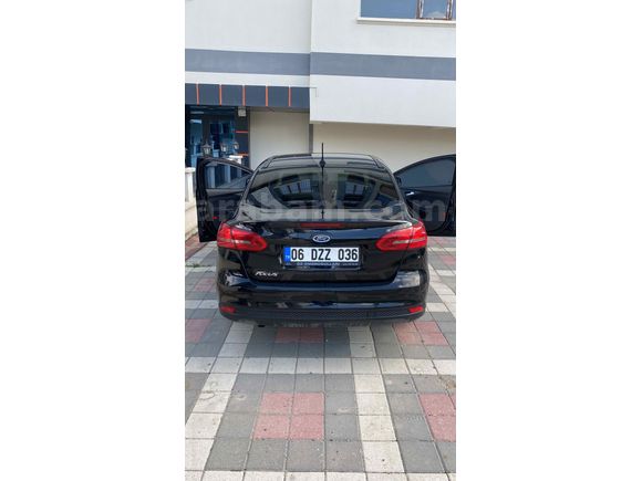 Sahibinden Ford Focus 1.5 TDCi Trend X 2017 Model Ankara 165.000 km Siyah