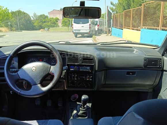 KLİMALI ENJEKSİYONLU LPG SEDAN ÇOK TEMİZ