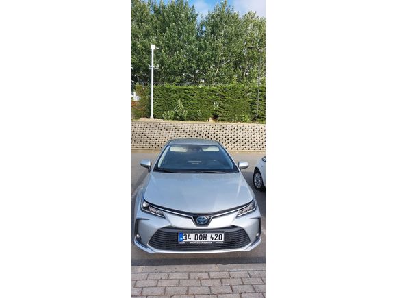Sahibinden Toyota Corolla 1.8 Hybrid Dream 2020 Model