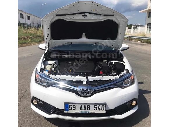 SAHİBİNDEN TOYOTA AURİS 1.6 Active Skypack ACİL SATILIK!!!!