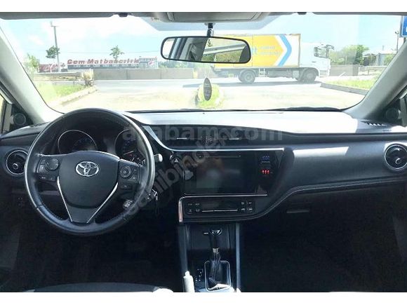 SAHİBİNDEN TOYOTA AURİS 1.6 Active Skypack ACİL SATILIK!!!!