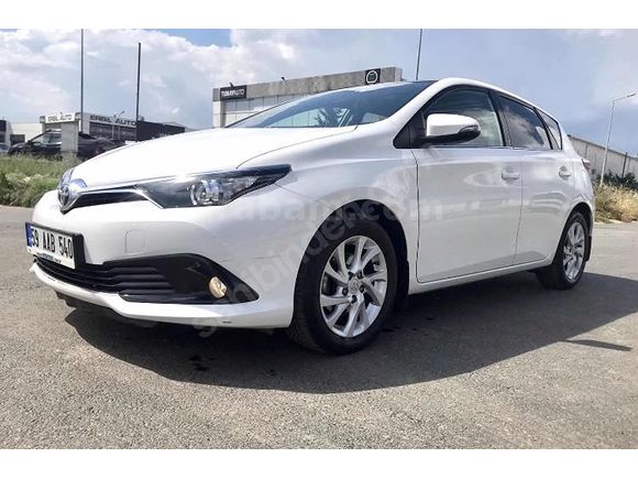 SAHİBİNDEN TOYOTA AURİS 1.6 Active Skypack ACİL SATILIK!!!!
