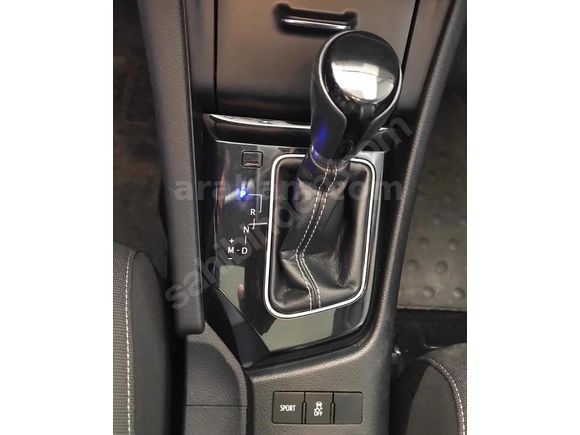 SAHİBİNDEN TOYOTA AURİS 1.6 Active Skypack ACİL SATILIK!!!!