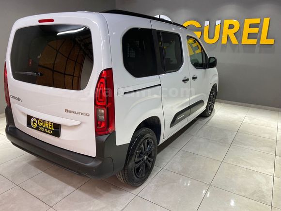 otomobil Citroen Berlingo 1.5 BlueHDI Plus EAT8