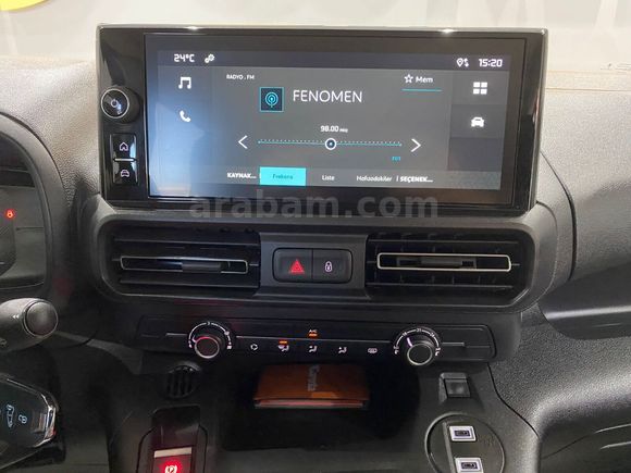 otomobil Citroen Berlingo 1.5 BlueHDI Plus EAT8