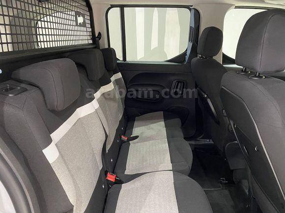 otomobil Citroen Berlingo 1.5 BlueHDI Plus EAT8