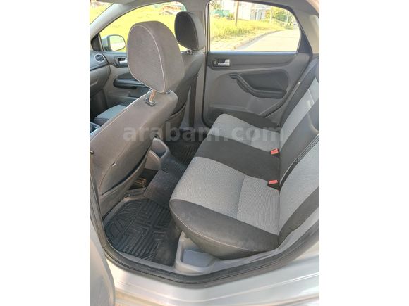 ilk Sahibinden Ford Focus 1.6 Collection 2011 Model