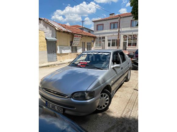 Galeriden Ford Escort 1.6 CLX 1998 Model Eskişehir