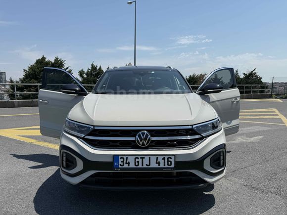 Sahibinden Volkswagen T-Roc 1.5 TSI R-Line 2023 Model  39.800 km Gri (metalik)