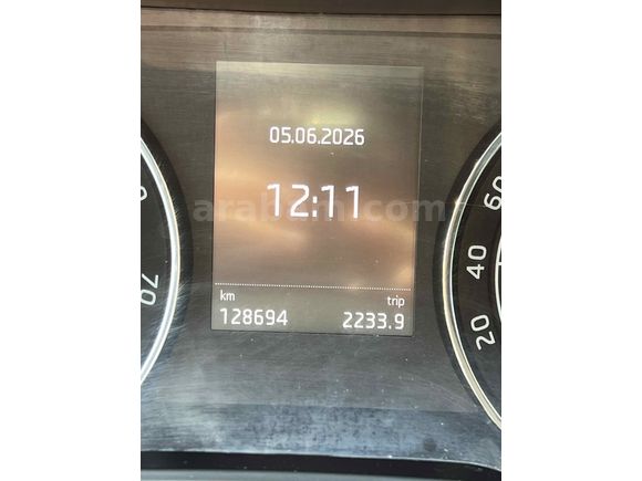 İLK SAHİBİNDEN DEĞİŞENSİZ Skoda SuperB 1.4 TSI Active 2016 Model 