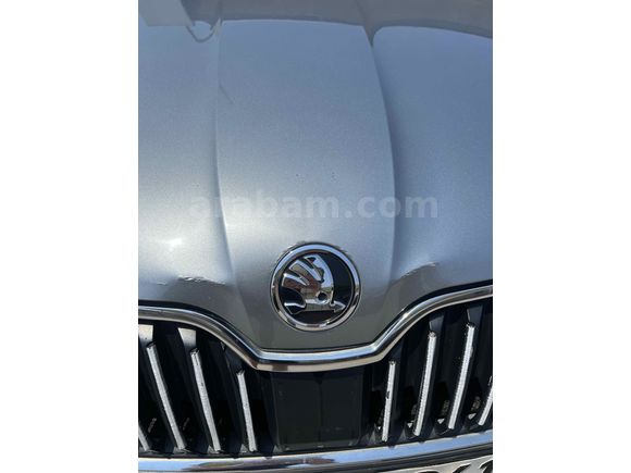 İLK SAHİBİNDEN DEĞİŞENSİZ Skoda SuperB 1.4 TSI Active 2016 Model 