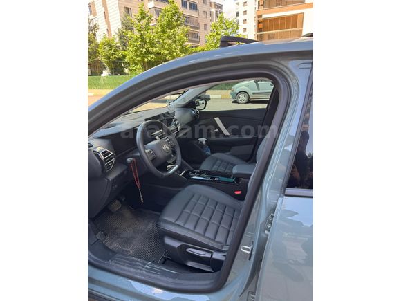 Sahibinden Sunrooflu Citroen C4 X 1.2 PureTech Max 2025 Model