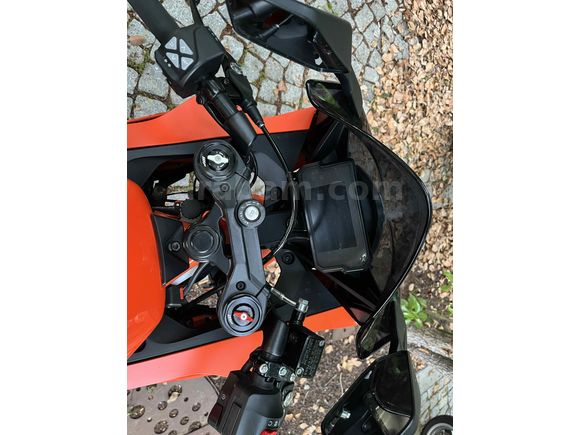 KMsine göre tertemiz RC 390