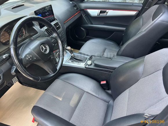 MERCEDES C180 AMG CAM TAVAN TEMİZ BAKIMLI