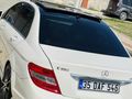 MERCEDES C180 AMG CAM TAVAN TEMİZ BAKIMLI