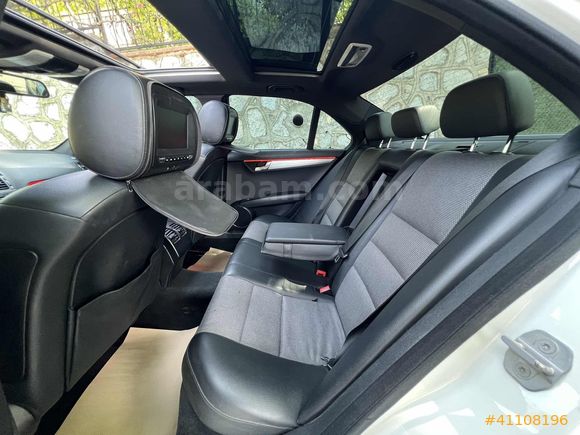 MERCEDES C180 AMG CAM TAVAN TEMİZ BAKIMLI