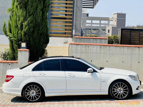 MERCEDES C180 AMG CAM TAVAN TEMİZ BAKIMLI