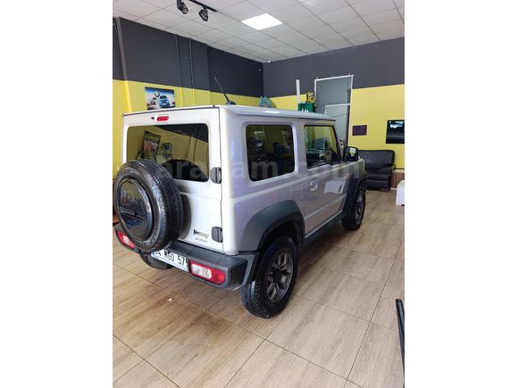 Sahibinden Suzuki Jimny 1.5 GLX 2023 Model