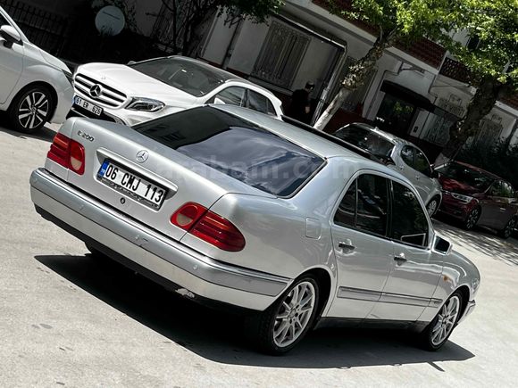 Galeriden Mercedes - Benz E 200 Elegance 1997 Model Ankara