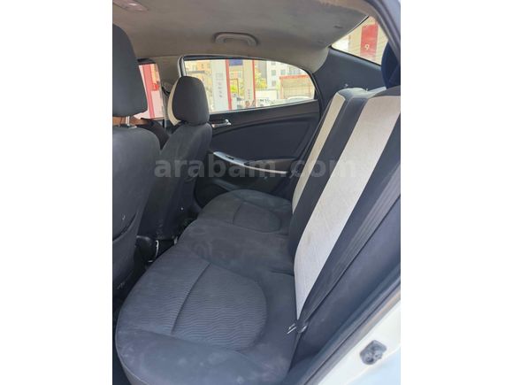 OTOMATİK 2014 MODEL  Hyundai Accent Blue 1.6 CRDI Prime 
