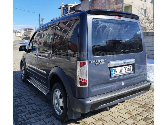 Sahibinden Ford  Connect MOTORU SIFIR YAPILDI 75'LİK