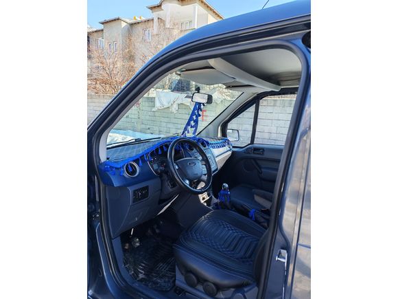 Sahibinden Ford  Connect MOTORU SIFIR YAPILDI 75'LİK