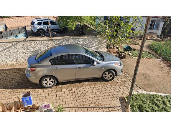 Sahibinden Mazda 3 1.6 Touring 2010 Model 