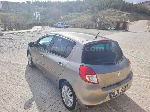 Sahibinden Renault Clio 1.2 Extreme 2012 Model