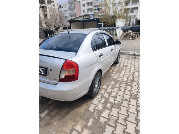 Sahibinden Hyundai Accent Era 1.5 CRDi-VGT Select 2011 Model