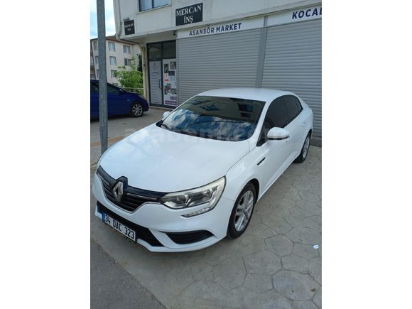 Sahibinden Renault Megane 1.3 TCe Joy 2020 Model