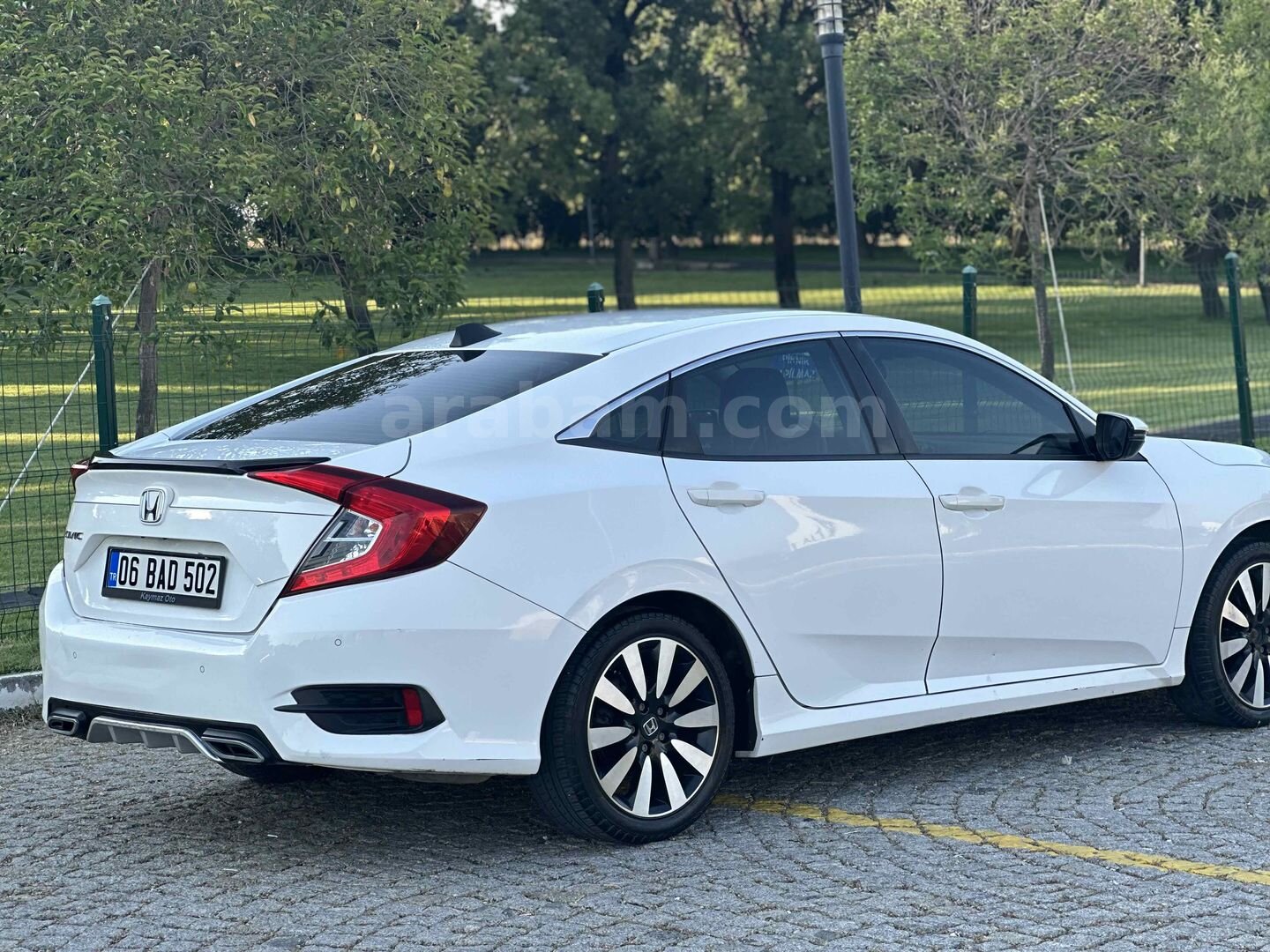Galeriden Honda Civic 1.6i VTEC Premium 2017 Model Bursa 137.533 km Beyaz 3