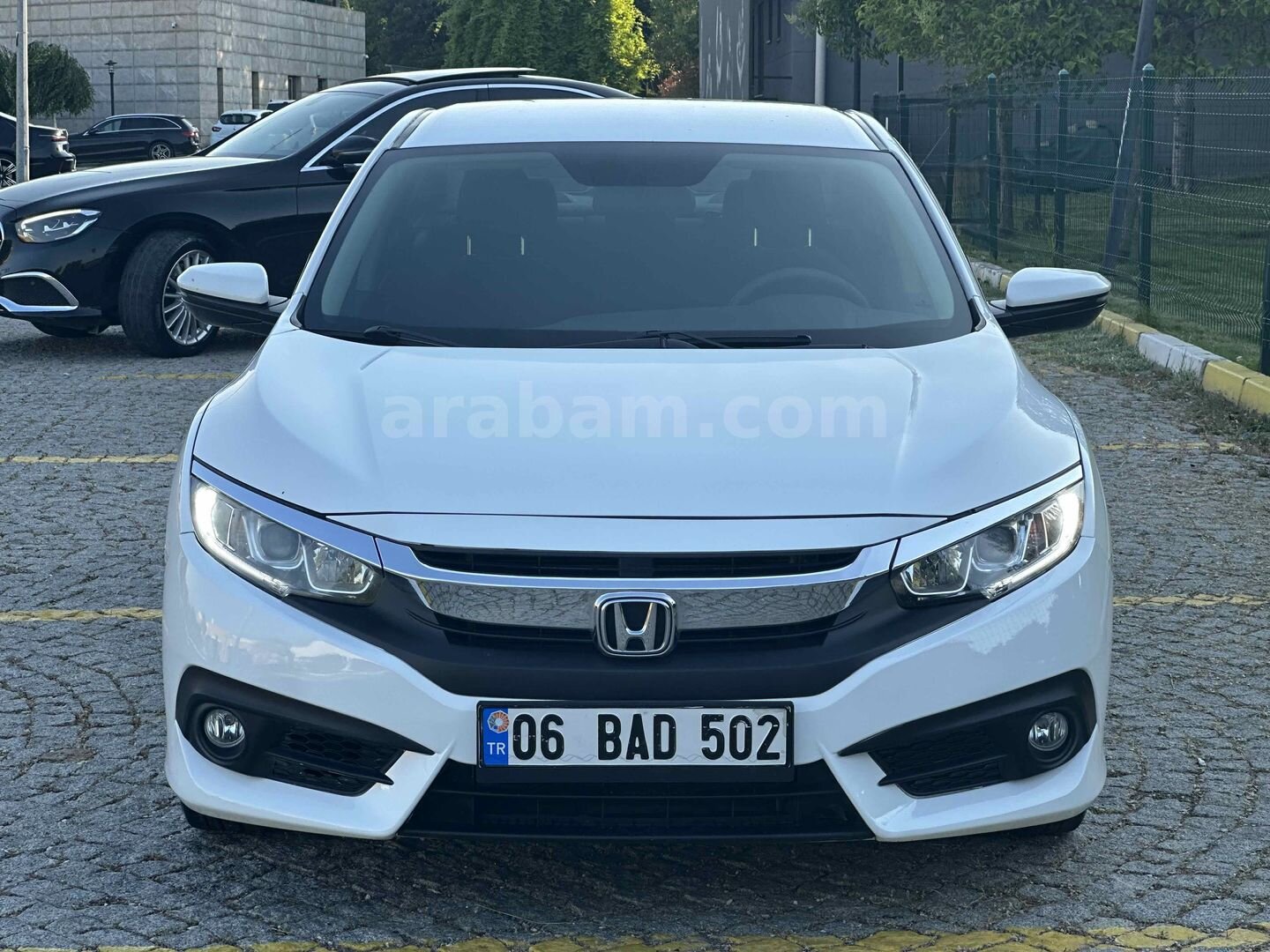 Galeriden Honda Civic 1.6i VTEC Premium 2017 Model Bursa 137.533 km Beyaz 1