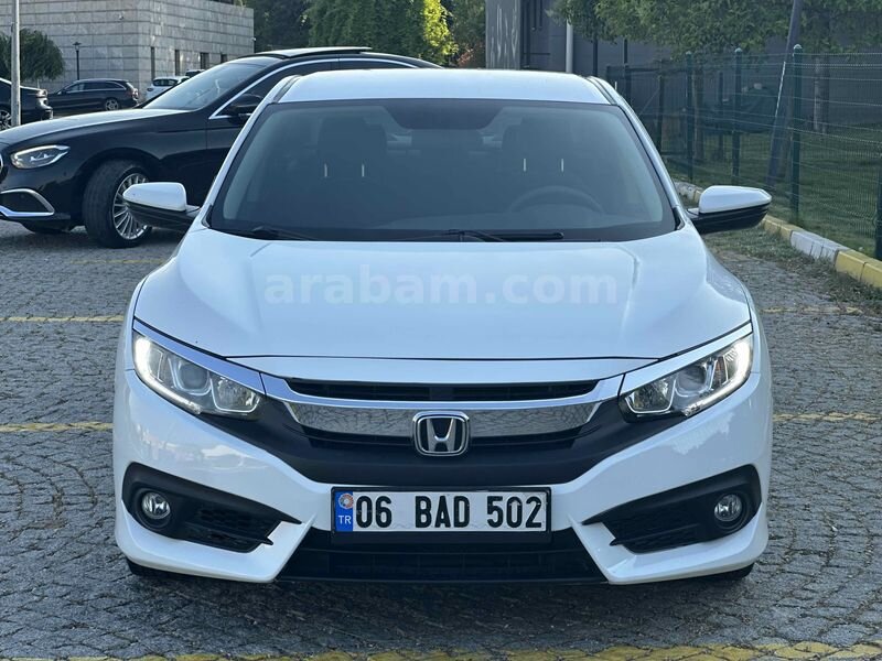 Galeriden Honda Civic 1.6i VTEC Premium 2017 Model Bursa 137.533 km Beyaz