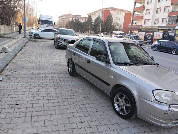 Sahibinden Hyundai Accent 1.5 CRDi Admire 2004 Model
