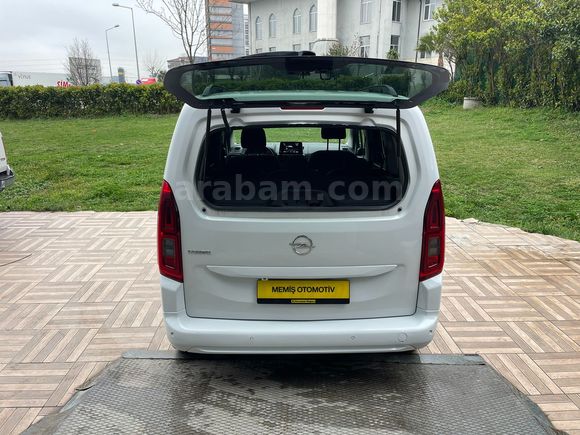 OPEL COMBO 1.5 CDTİ Elegance OTOMATİK VİTES 2022 MODEL